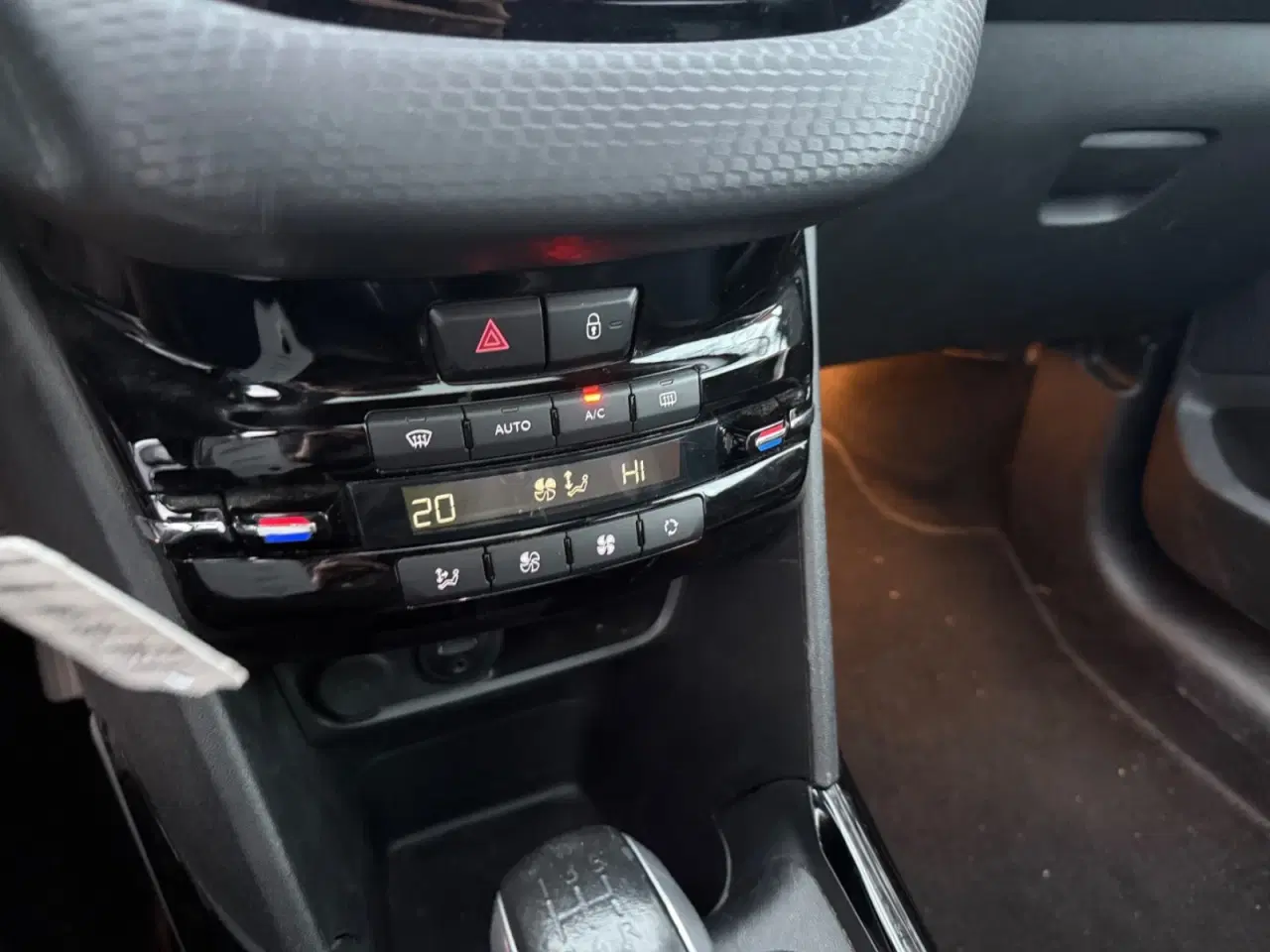 Billede 14 - Peugeot 2008 1,6 BlueHDi 100 Allure Sky