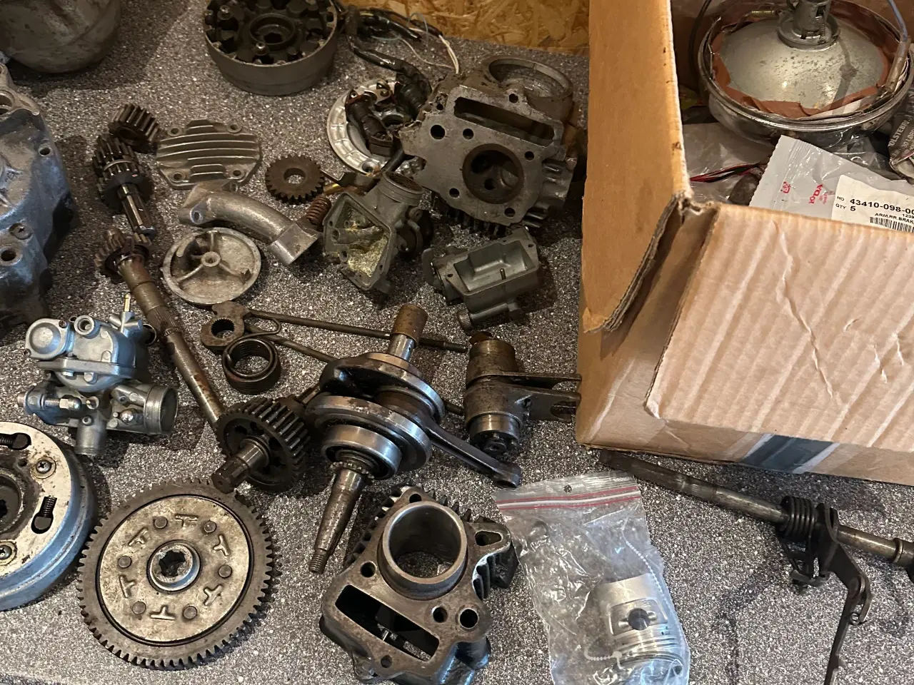 Billede 3 - Honda Dax motor sælges DANSK 1973