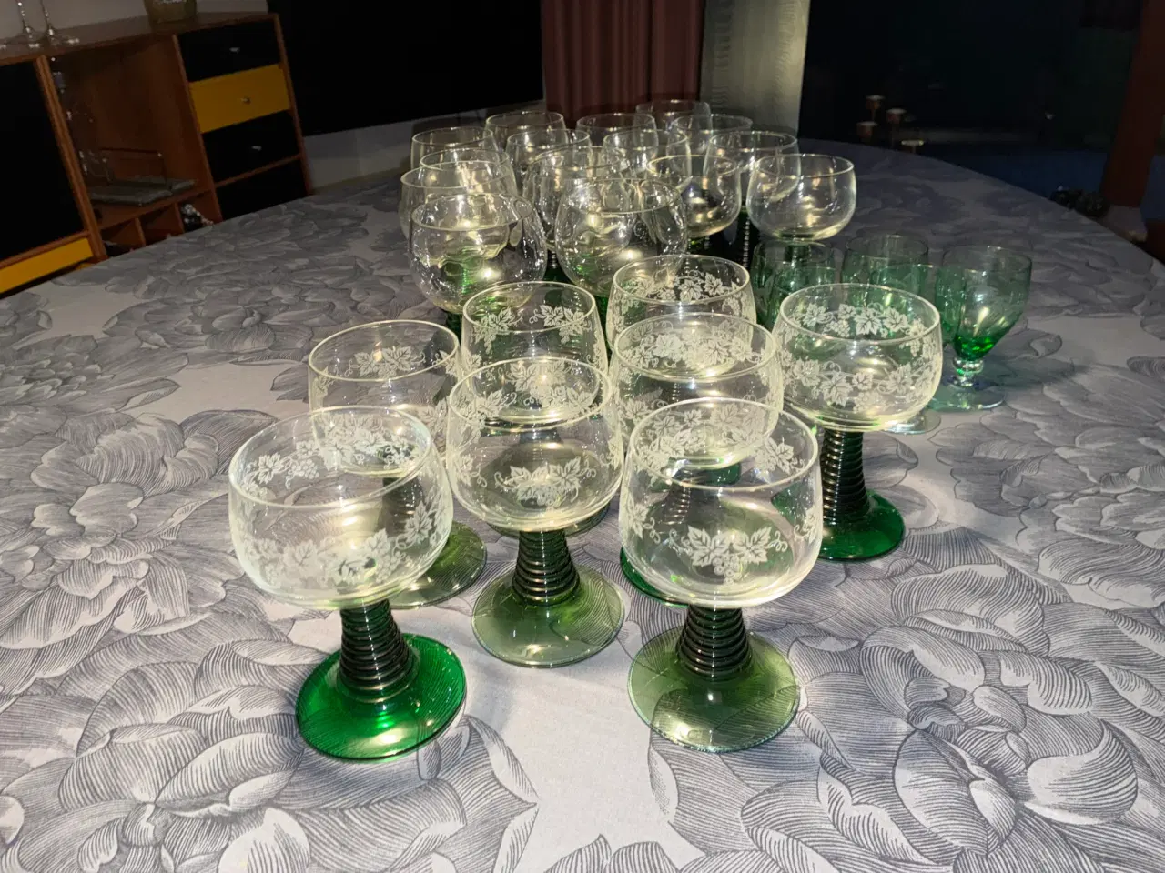 Billede 5 - 30 flotte Rømerglas og fem grønne hvidvinsglas