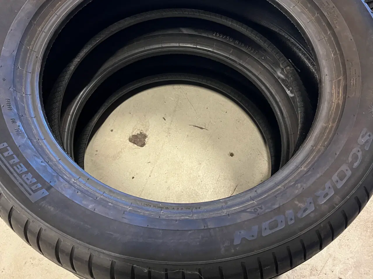 Billede 1 - 2 stk. sommerdæk 255/50/19