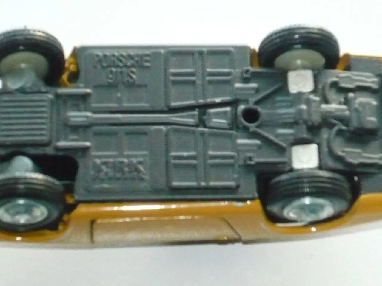 Billede 12 - "KIRK" PORSCHE 911 S GUL ELLER RØD PR. STK!