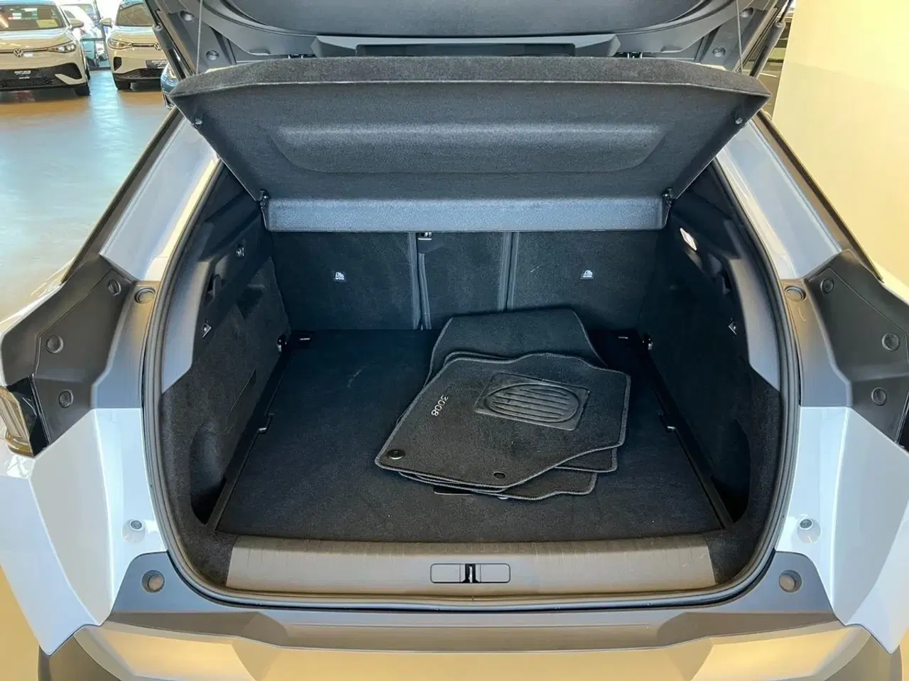 Billede 10 - Peugeot e-3008 77 Allure