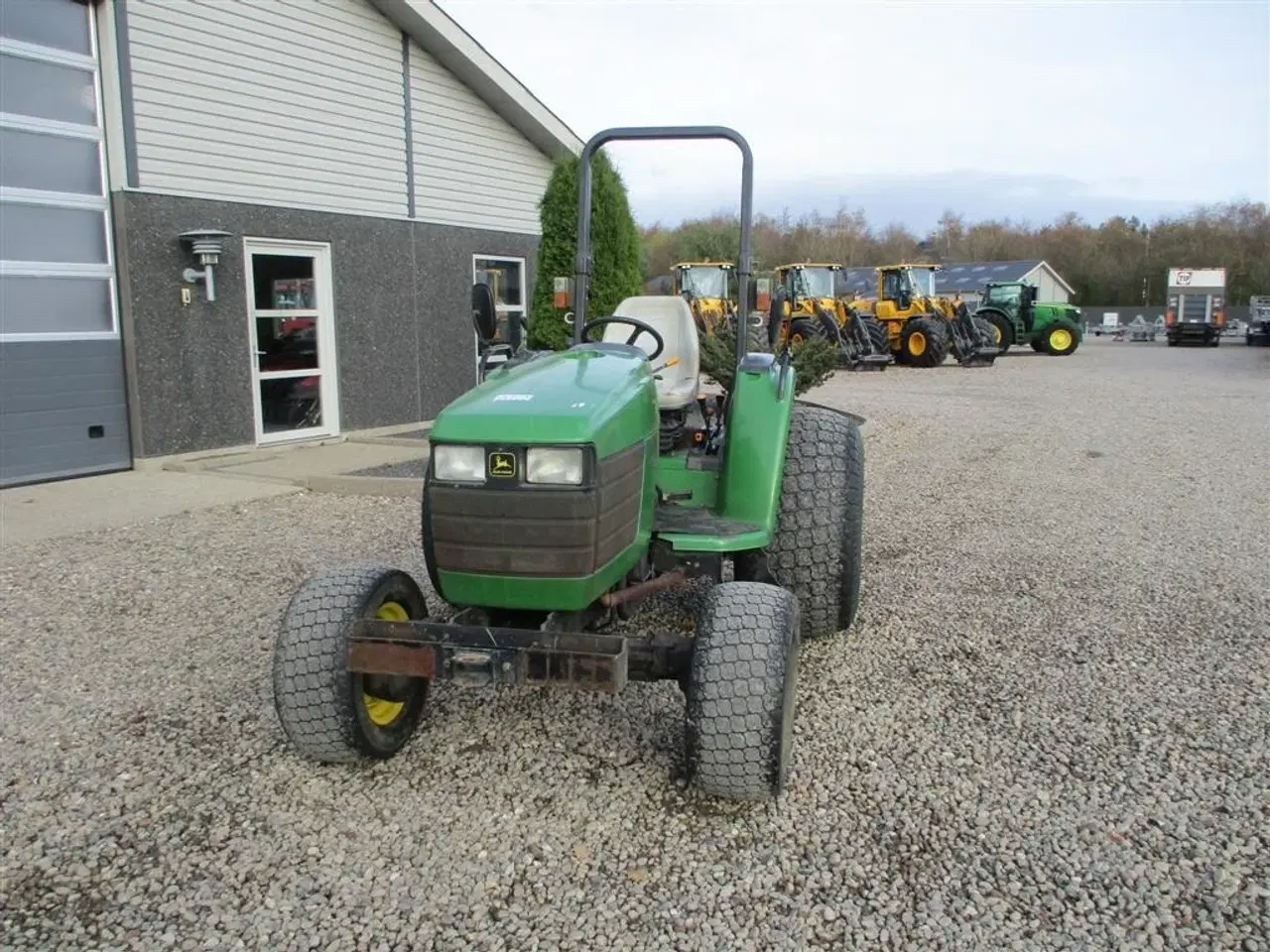 Billede 9 - John Deere 4600 Med Græshjul