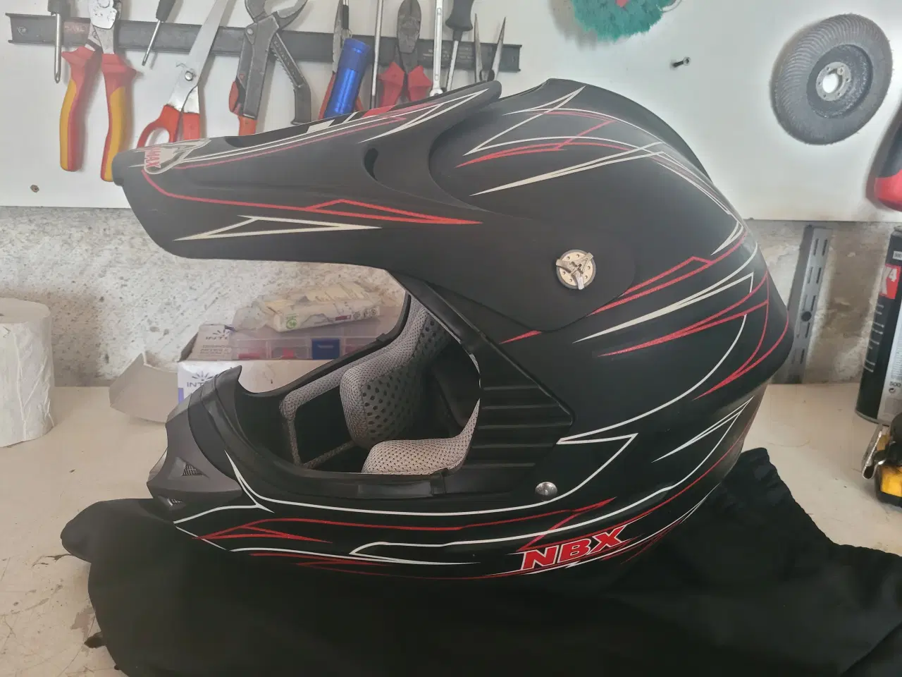 Billede 1 - Nbx cross hjelm