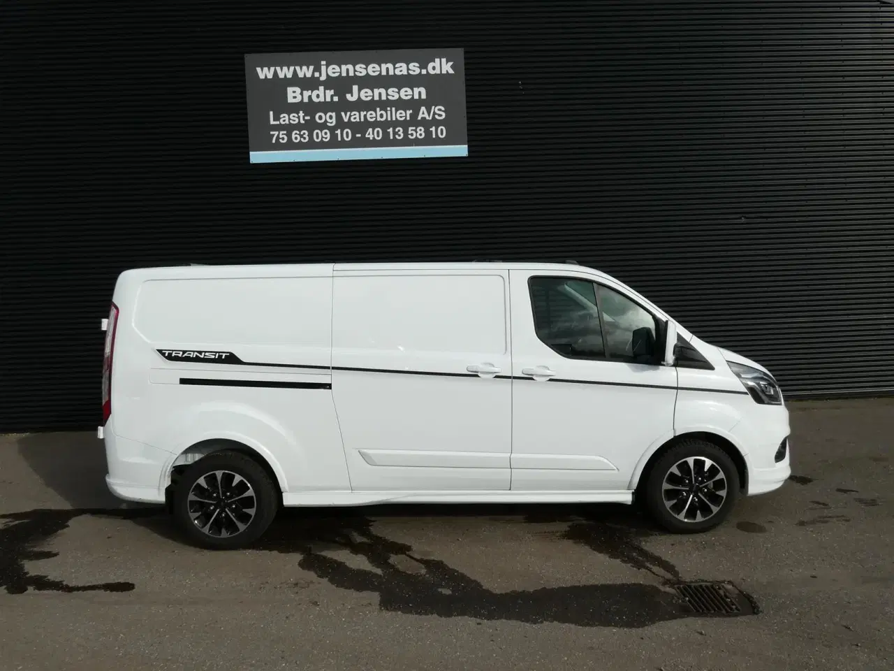 Billede 2 - Ford Transit Custom 320 L2H1 2,0 TDCi Sport 170HK Van 6g Aut.