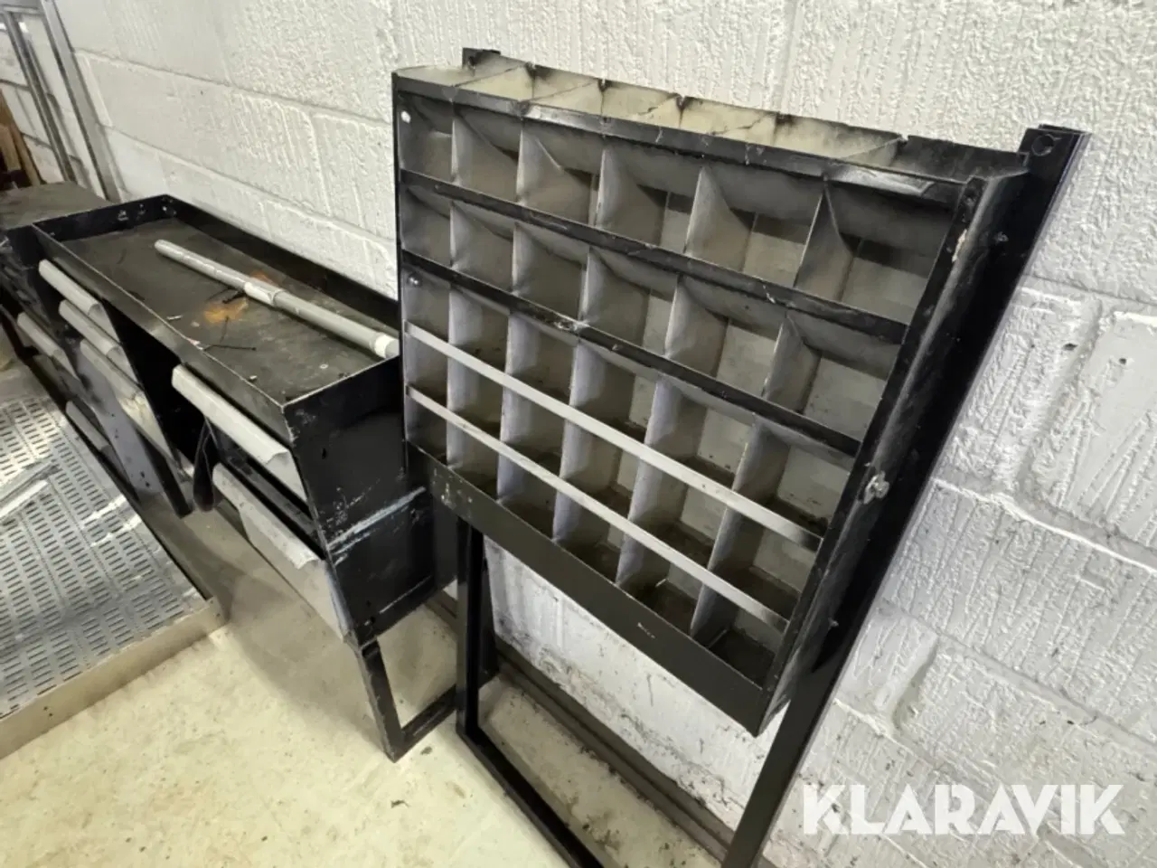 Billede 12 - Bil inventar Reol/hylde system