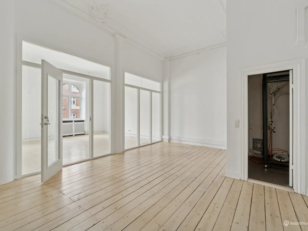 Billede 2 - Kontorlejemål ved Søerne - kun 400 meter til metro