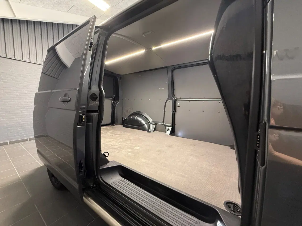 Billede 23 - VW Transporter 2,0 TDi 150 Kassevogn DSG lang