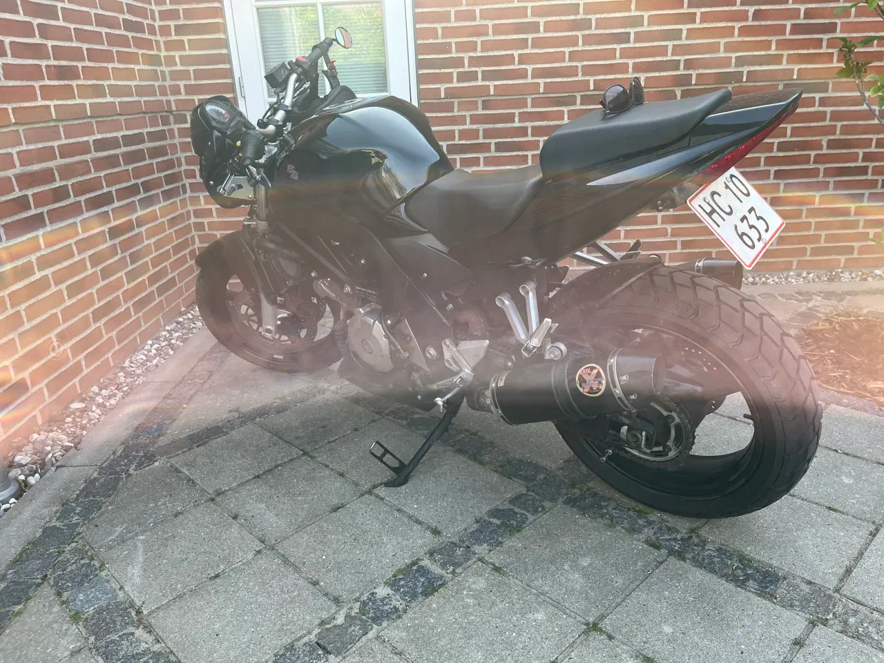 Billede 1 - Suzuki SV1000N, årg 2007