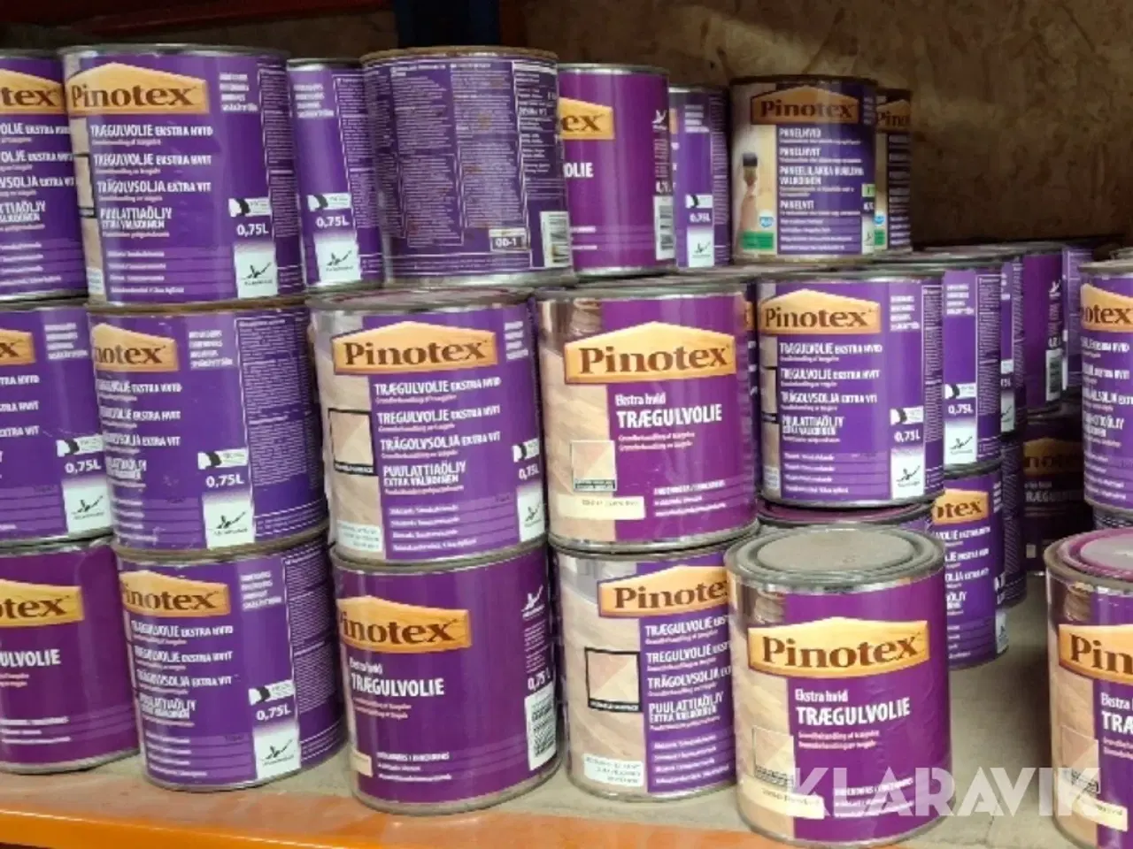 Billede 1 - Assorteret træ olie Pinotex ca 200 styk