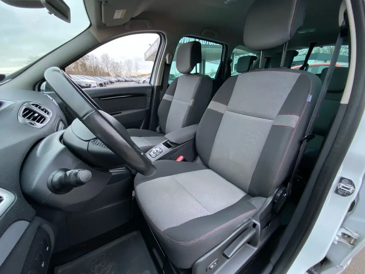 Billede 9 - Renault Grand Scénic 7 pers. 1,5 DCI FAP Expression ESM 110HK 6g