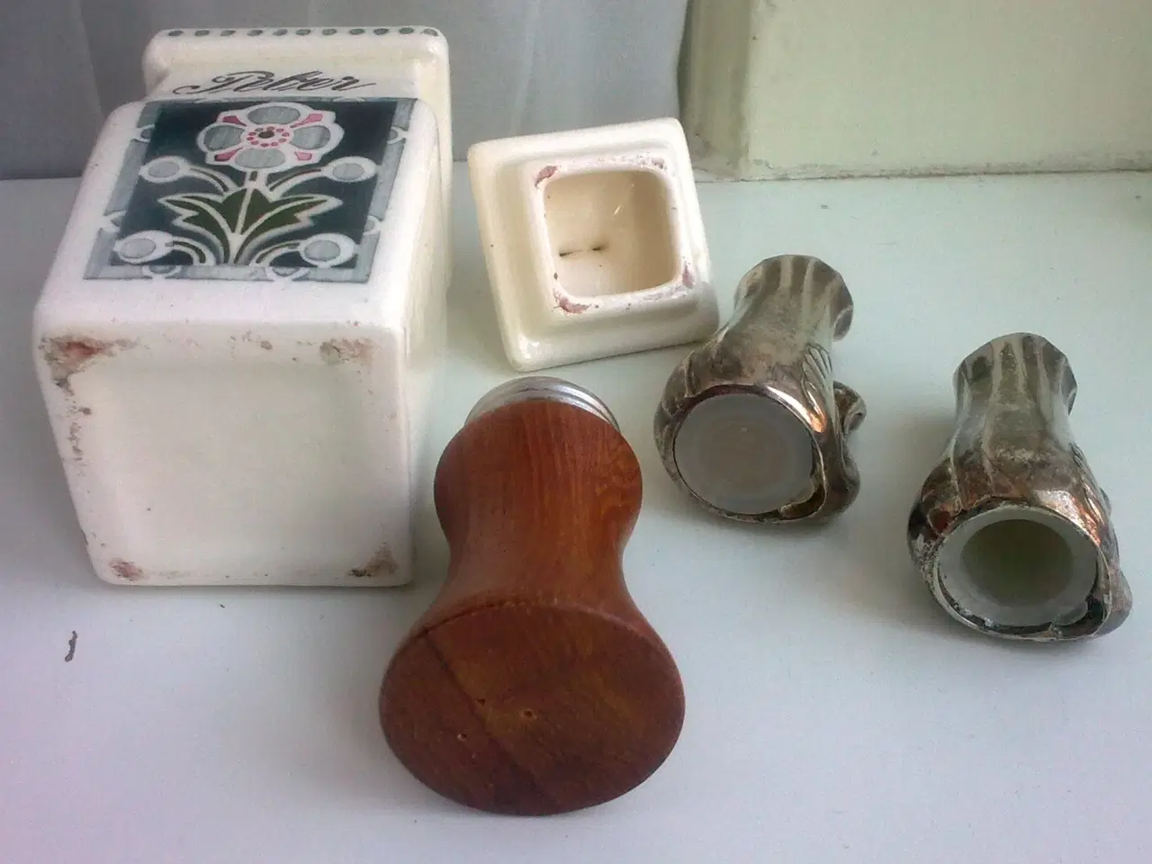 Billede 12 - Teak træ stål RETRO salt peber Dansk VARIANTER