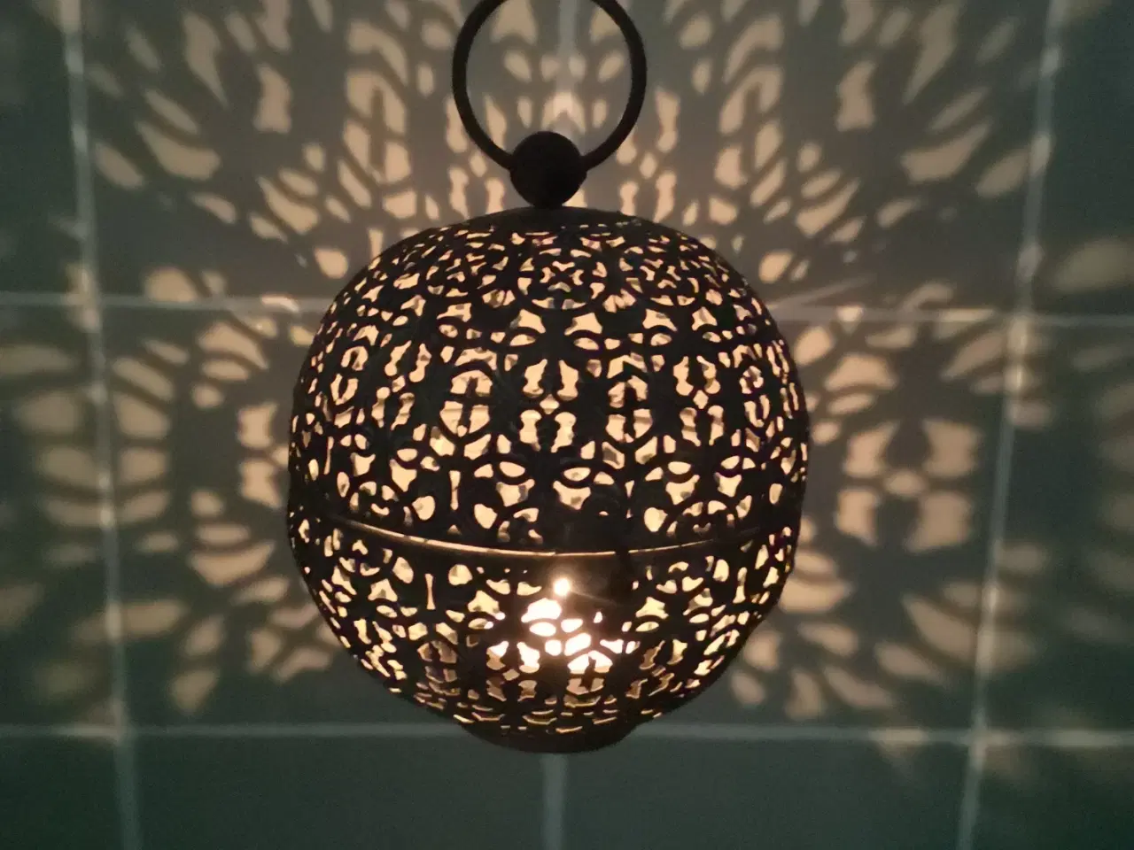 Billede 4 - Dekorativ kopi af Egyptiske lamper til stearinlys.
