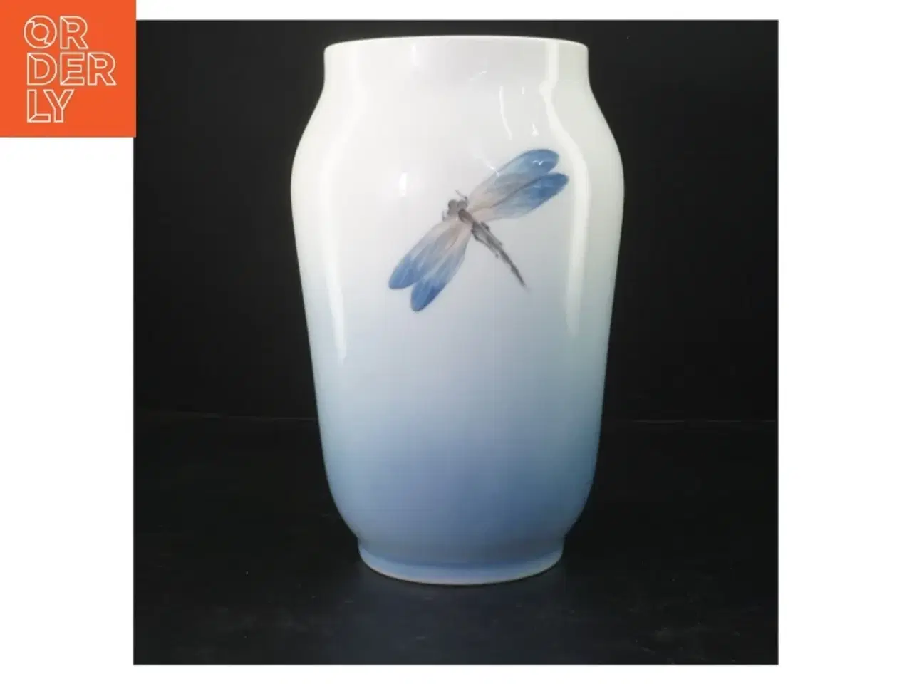 Billede 2 - Royal Copenhagen Porcelænsvase med blomstermotiv  (str. 26 cm)