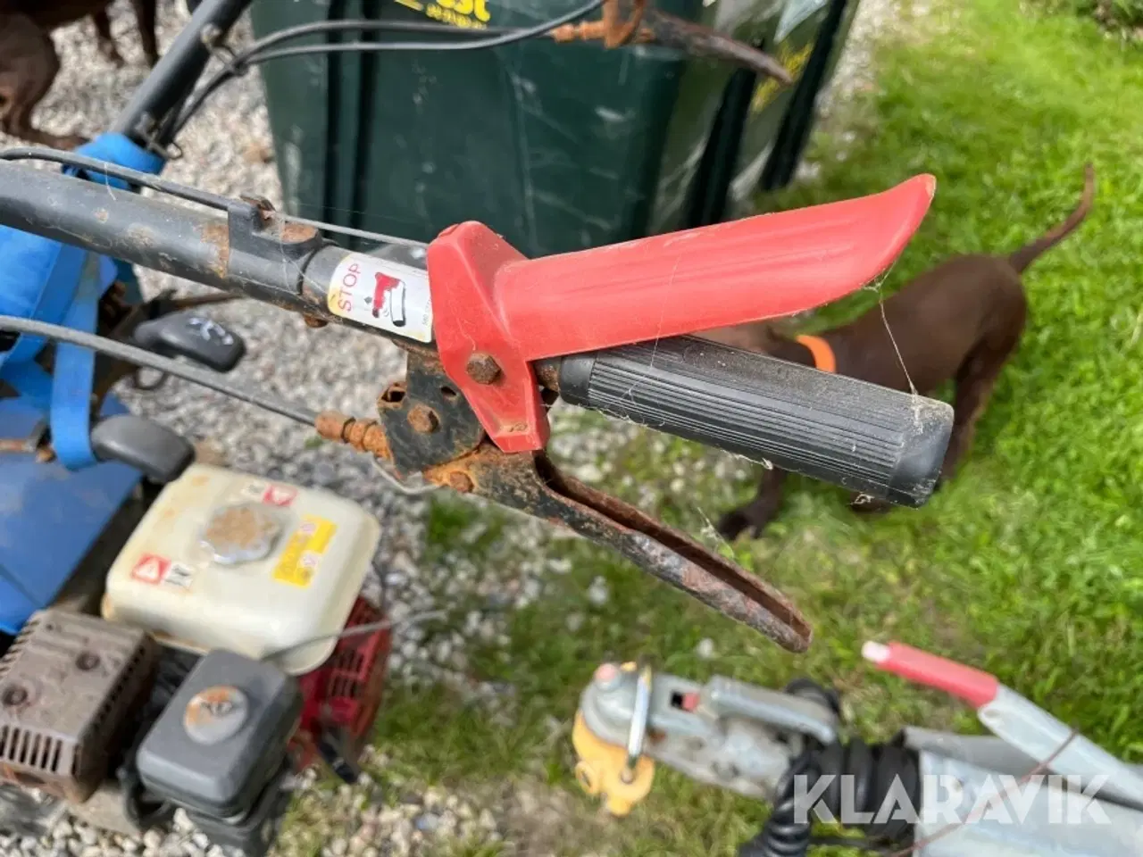 Billede 10 - Redskabsbærer BCS 615 med fejekost