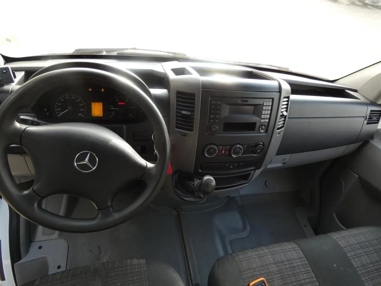 Billede 8 - Mercedes-Benz Sprinter 316 ALUKASSE/LIFT MED DAG&NAT KØLE 2,1 CDI R3 163HK Ladv./Chas. Man.