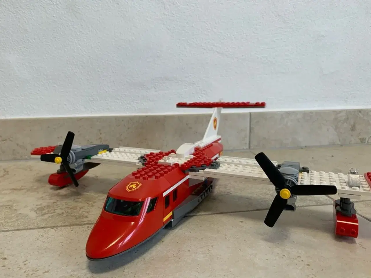 Billede 2 - Lego City Fire Plane 4209