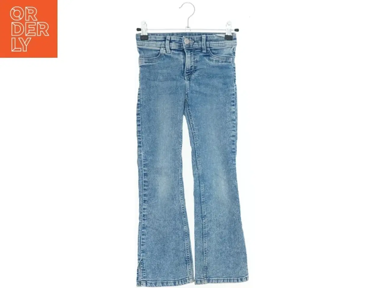 Billede 1 - Bell Bottom Jeans fra H&M (str. 122)