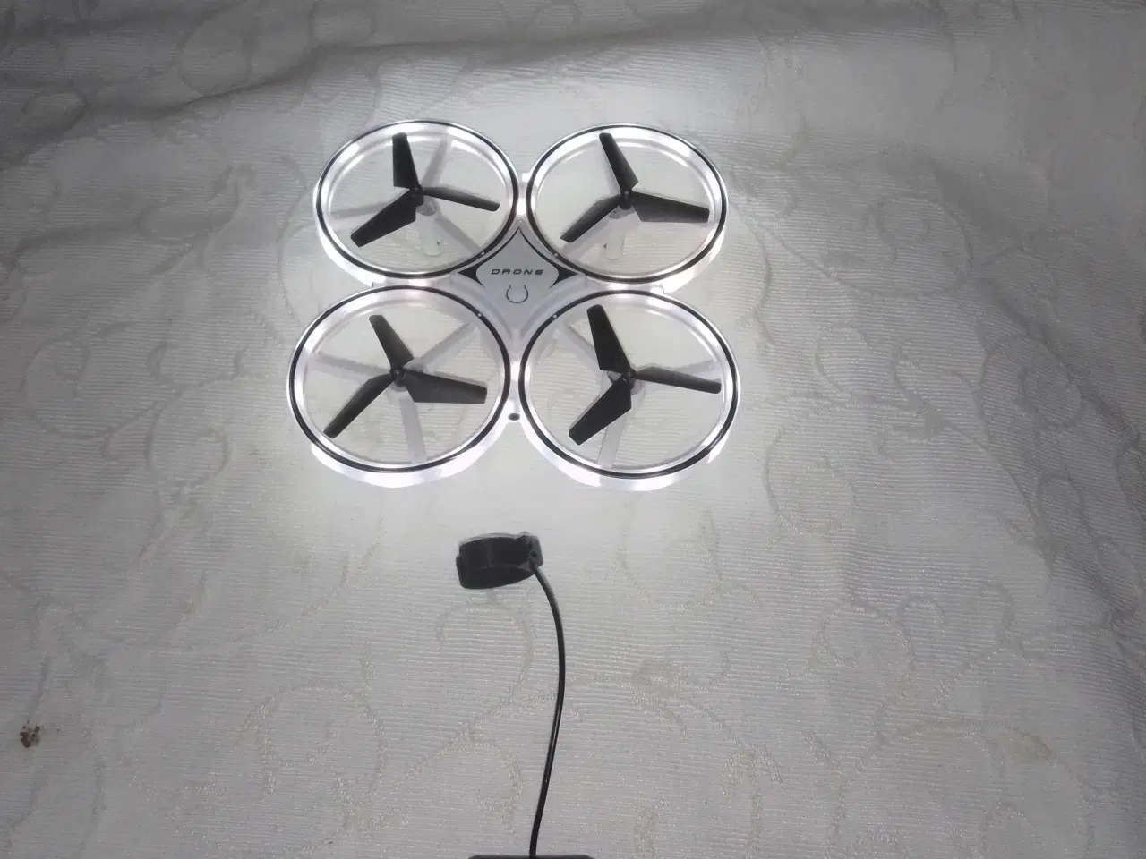 Billede 1 - Armbånd bevagelse styret drone
