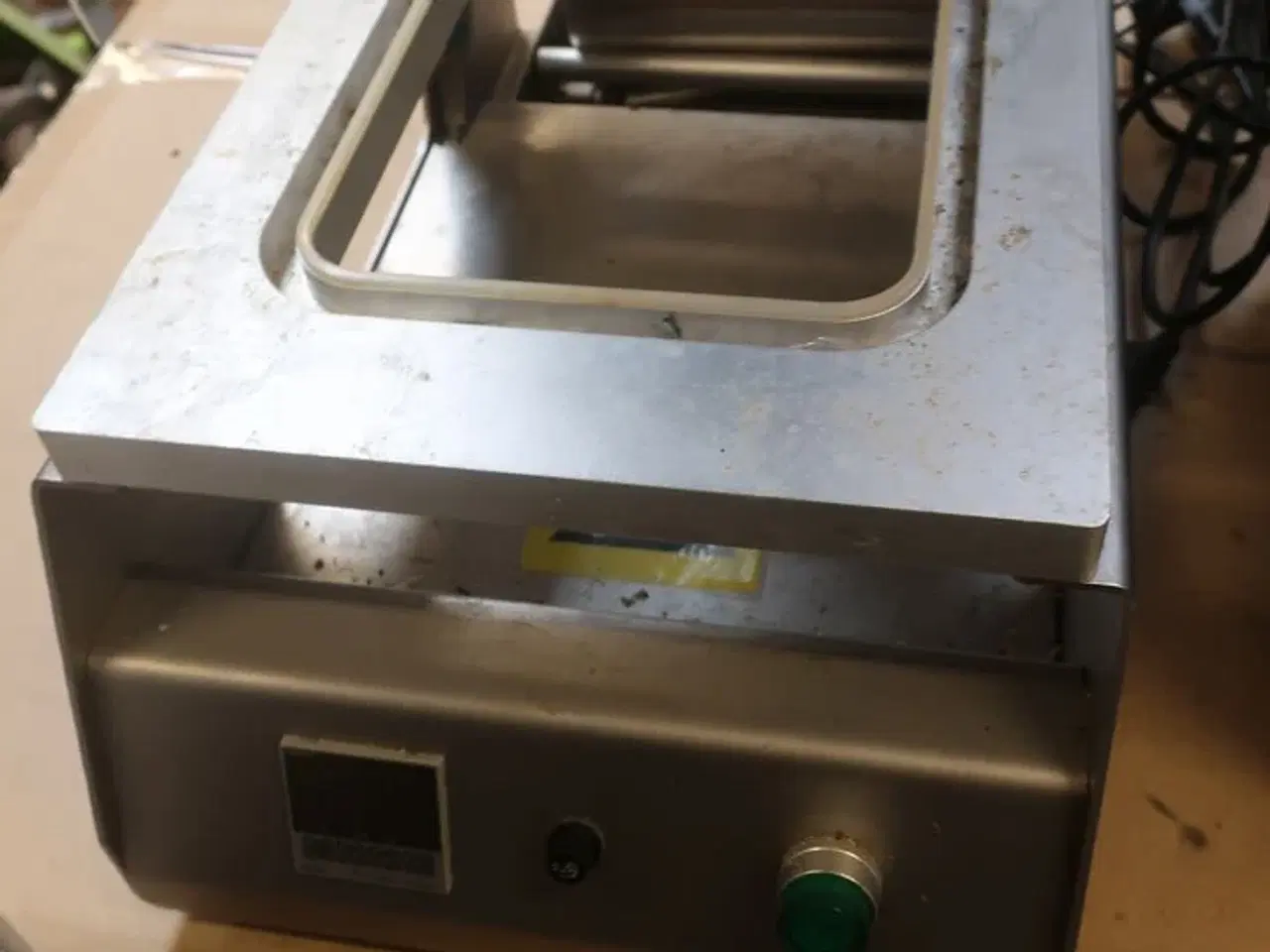 Billede 2 - Forseglingsmaskine til pp bakker