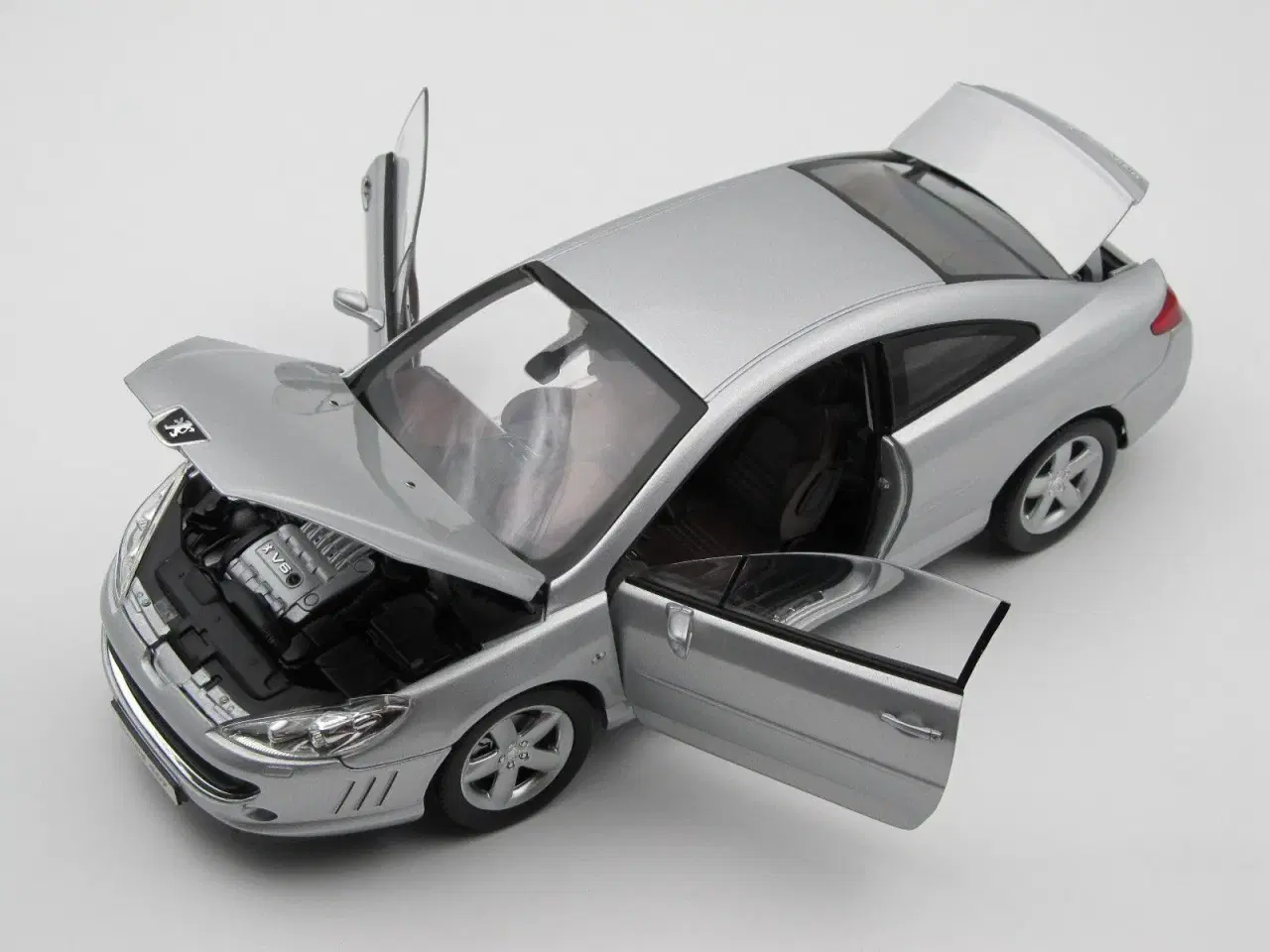 Billede 5 - 2006 Peugeot 407 3,0 V6 Coupe 1:18 