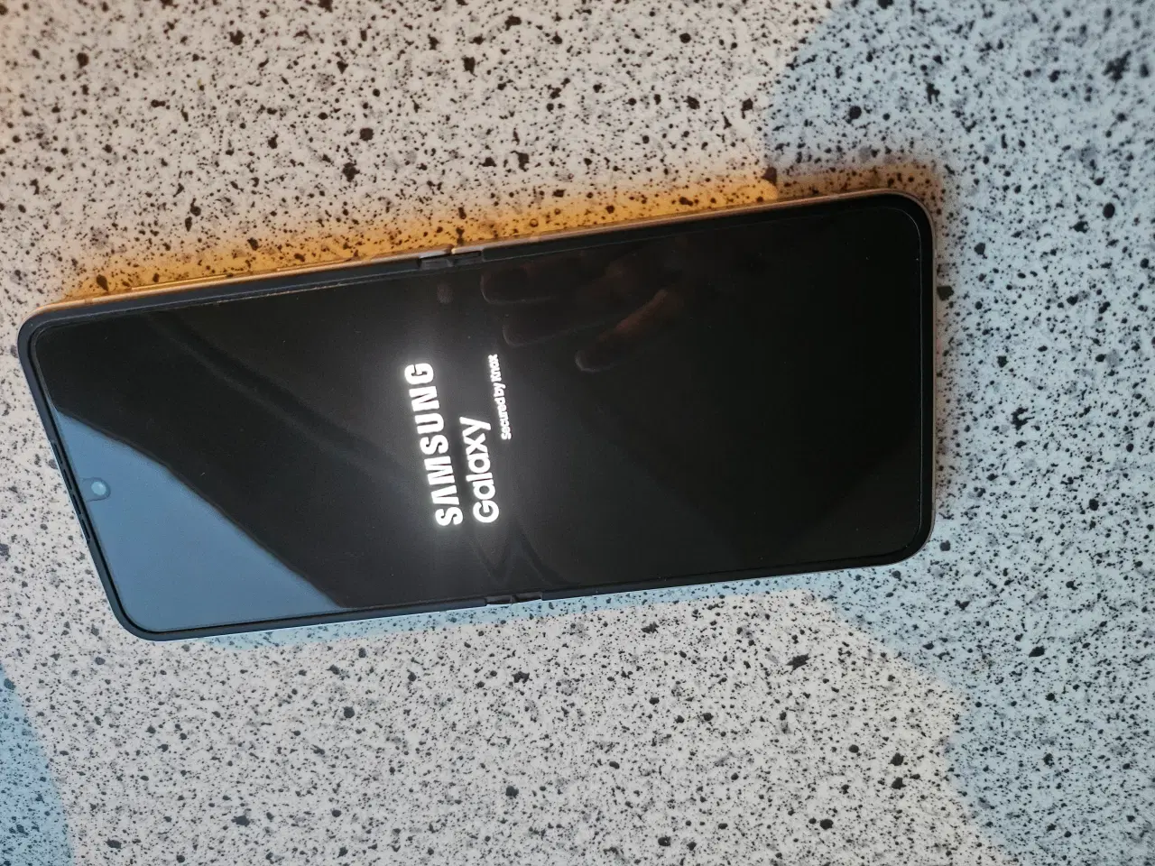 Billede 4 - Samsung Z flip6 256 gb silver