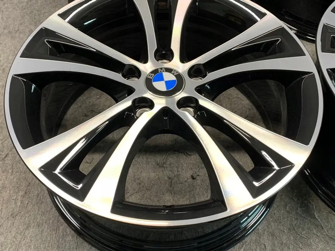 Billede 4 - FÆLGE BMW 1 OE F20 F21 F22 384 7,5J og 8Jx18"5x120