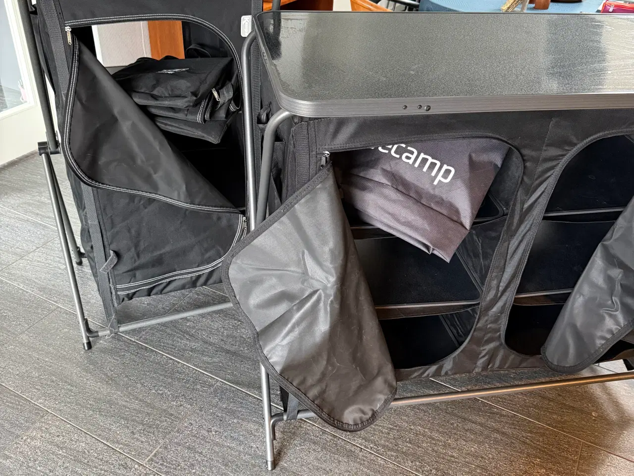 Billede 2 - Reoler 2 stk… 3 hylder + 6 hylder 
