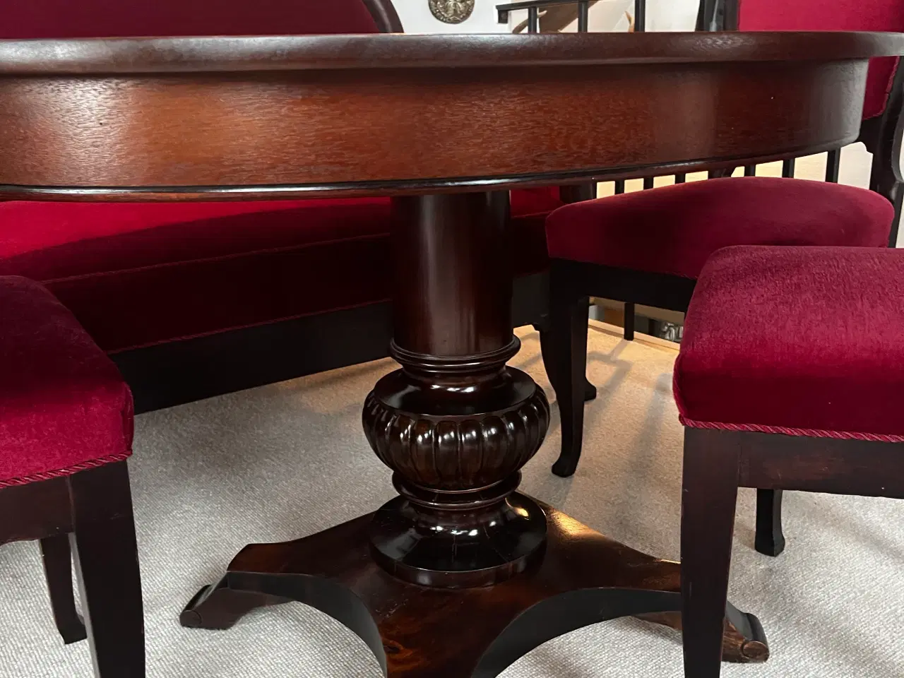 Billede 3 - Antik sofagruppe. Sofa, ovalt bord, 4 stol, lænest