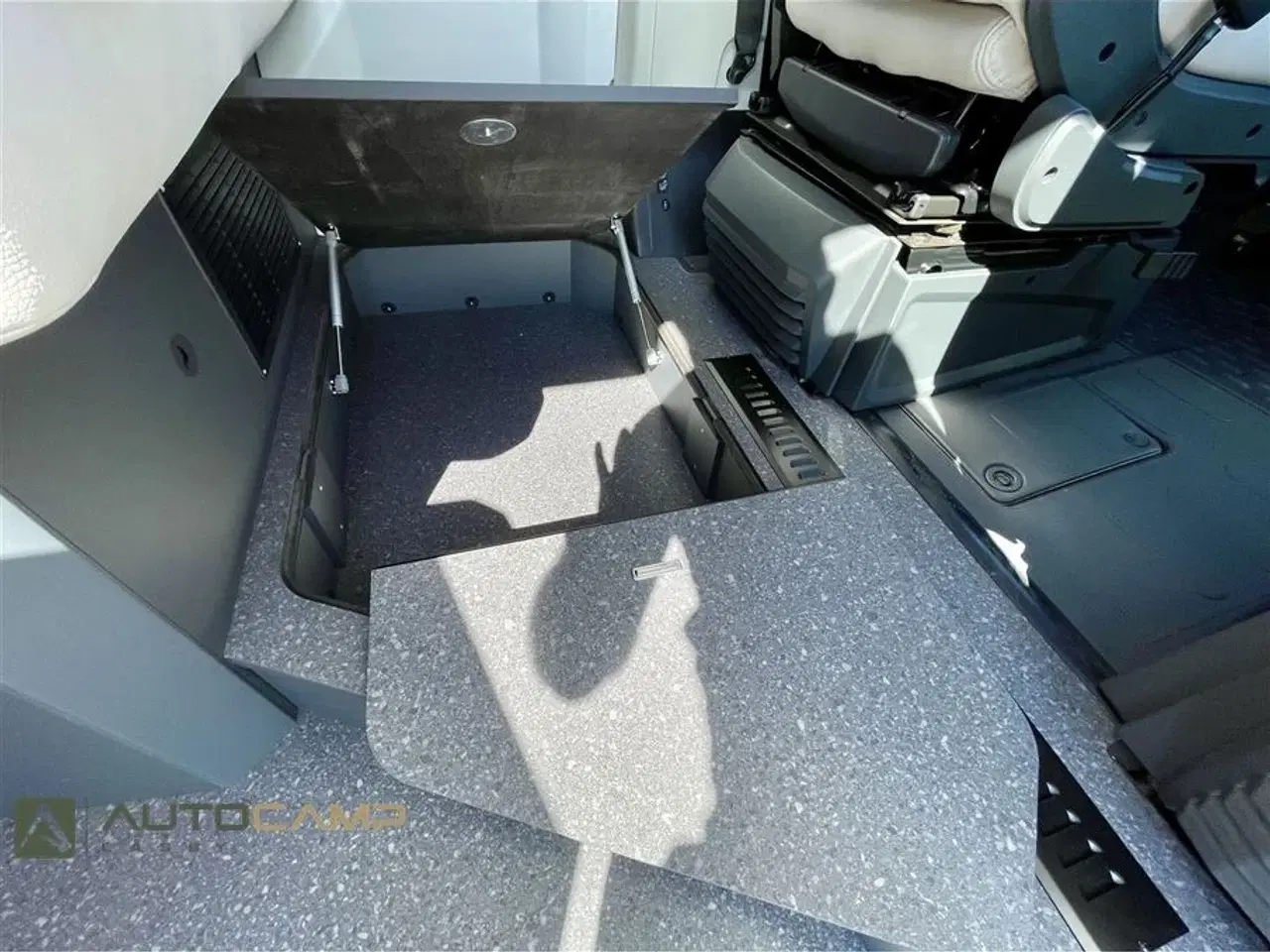 Billede 18 - 2026 - Adria Twin 640 SLB
