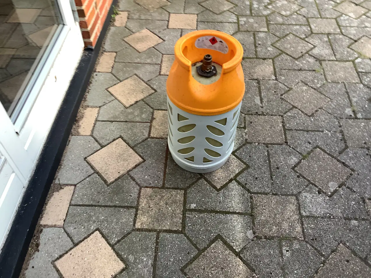 Billede 1 - Letvægts gasflaske fyldt