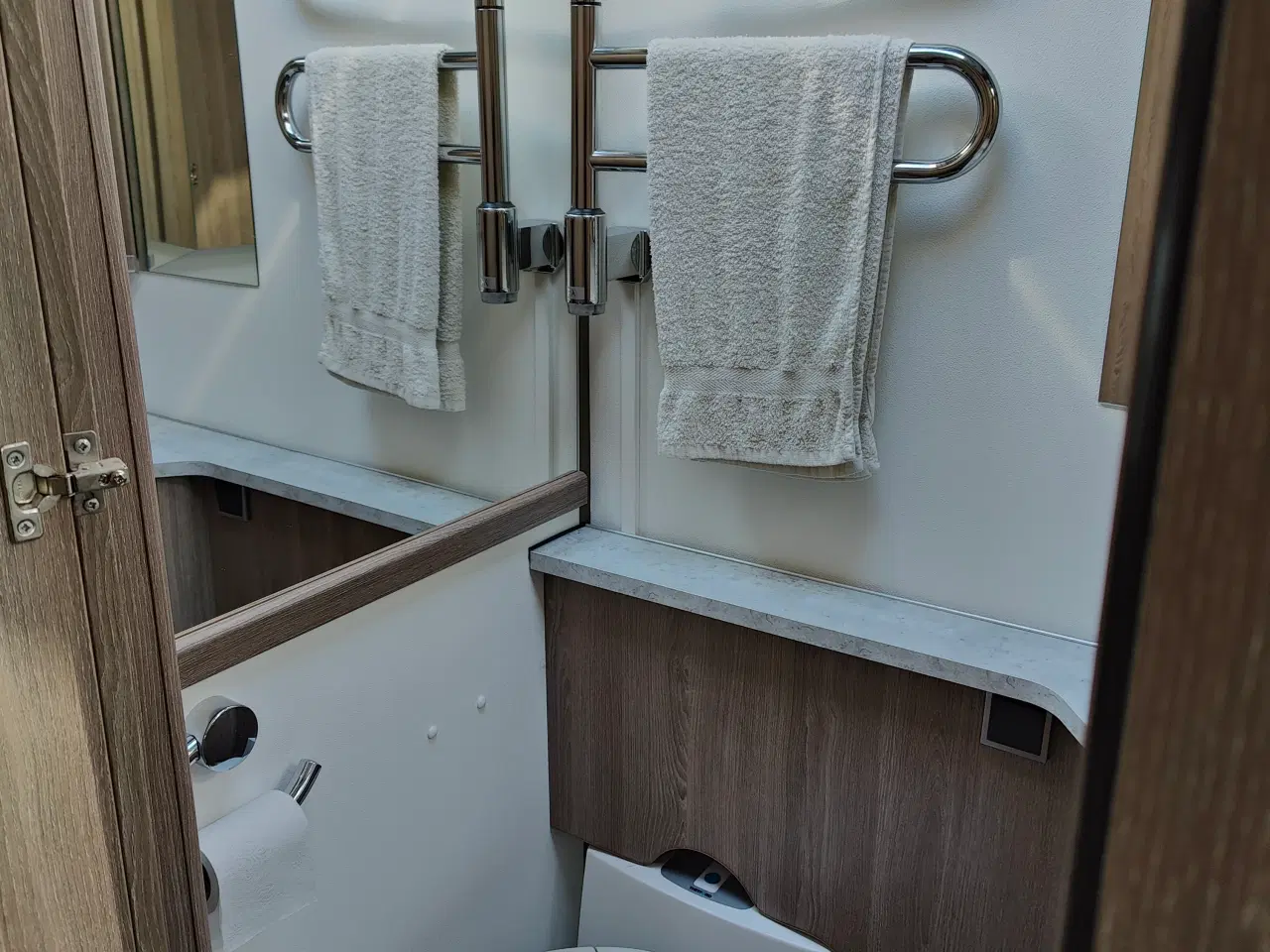 Billede 10 - Kabe Royal 740 GLE KS B16