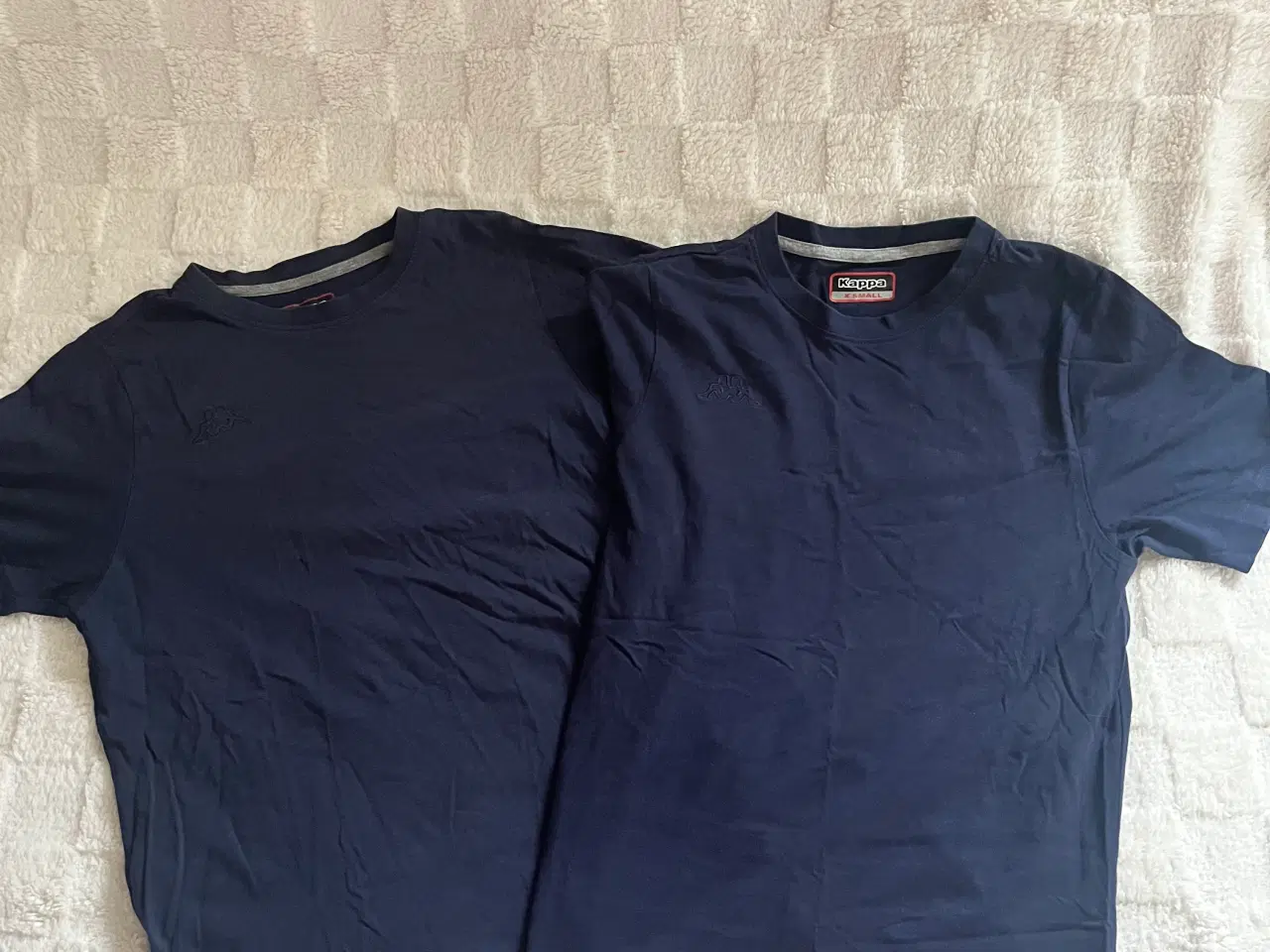 Billede 1 - T-shirt fra Kappa.