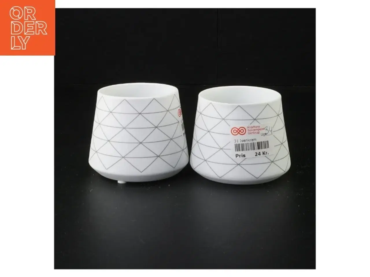 Billede 1 - Hvide keramikskåle med geometrisk mønster fra Home Collection (str. 7 x 8 cm)