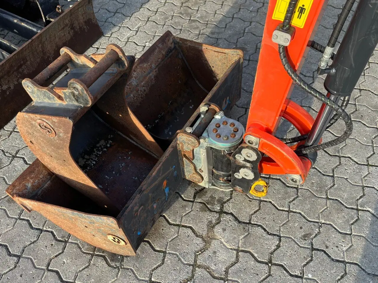 Billede 3 - Kubota U17-3 Tiltman Kompakt + 2 skovle