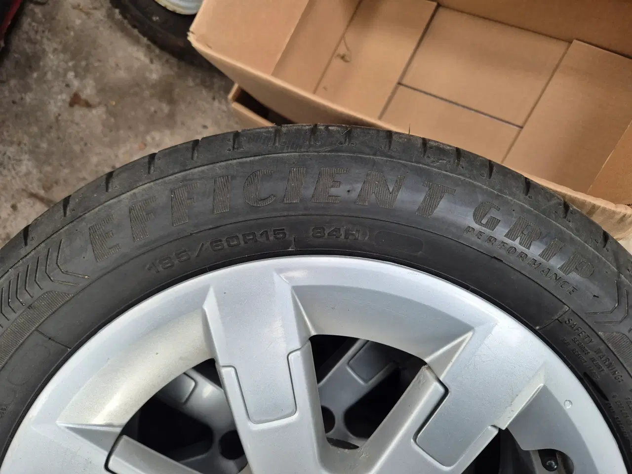 Billede 4 - VW Polo alufælge 