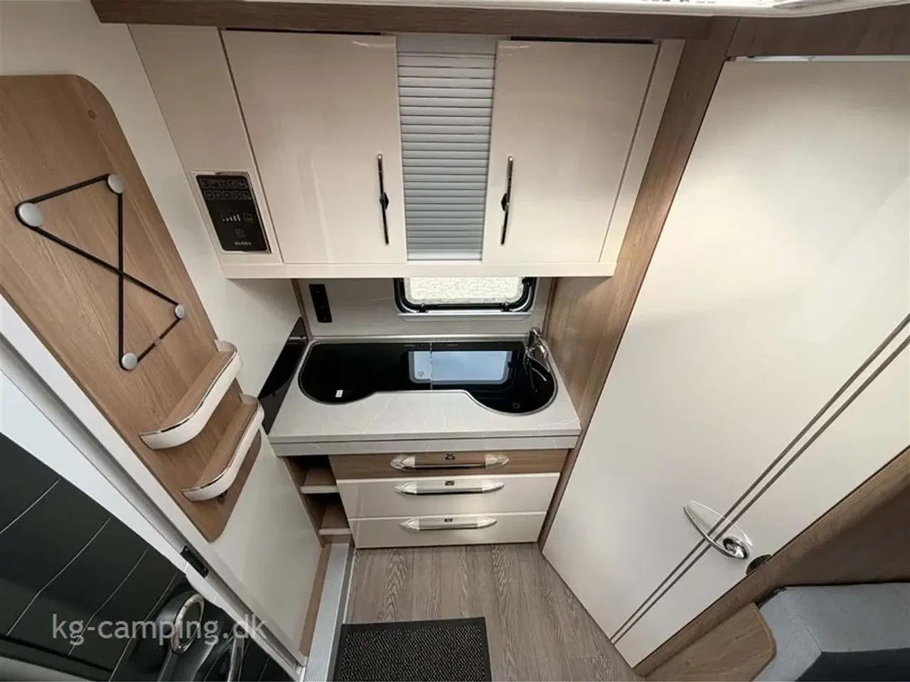 Billede 8 - 2022 - Hobby Excellent 460 SL   Enkeltsenge - Luftfortelt - Mover - Cykelstativ.