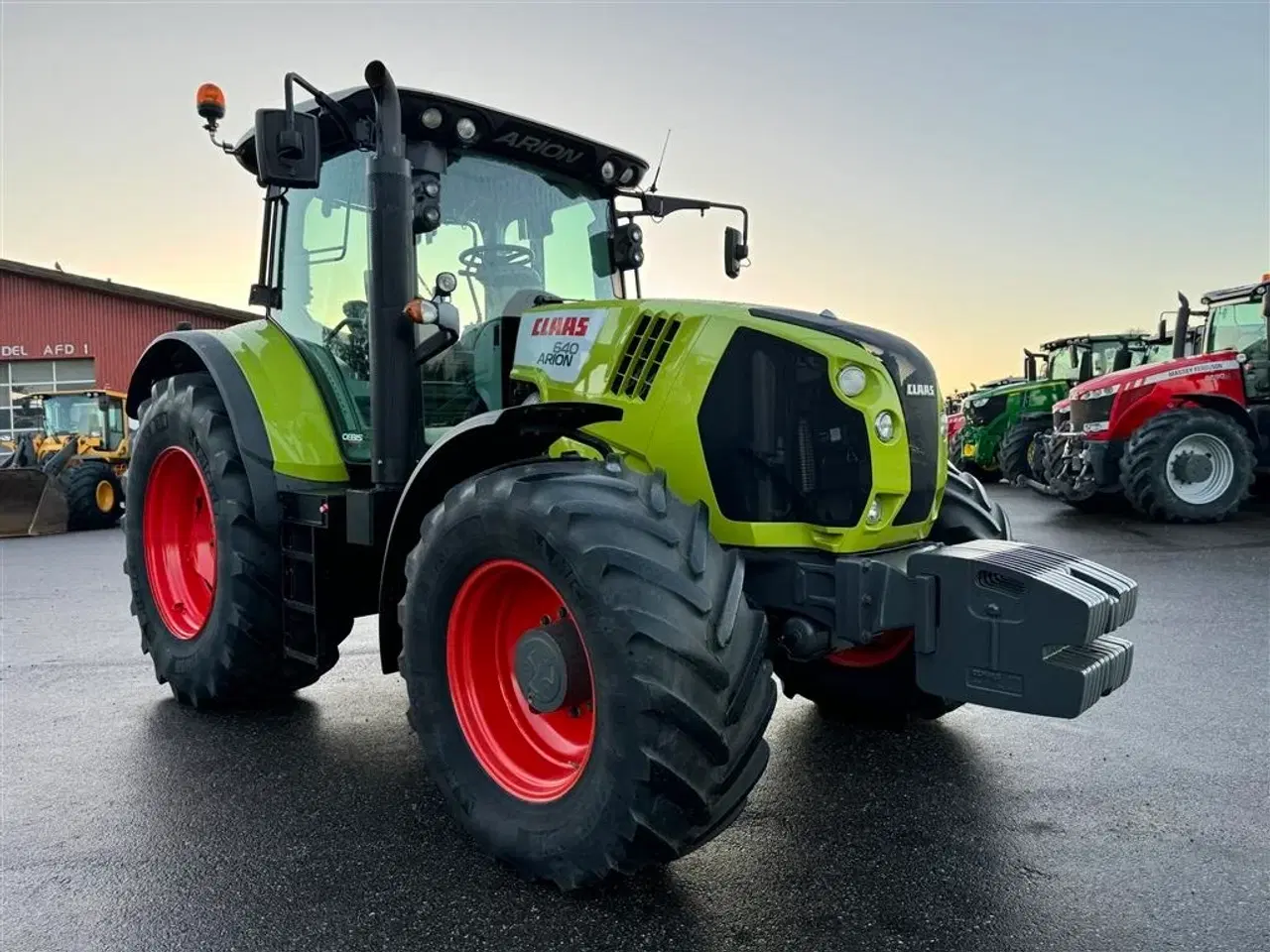 Billede 7 - CLAAS ARION 640 CEBIS KUN 4400 TIMER OG FULD AFFJEDRING!