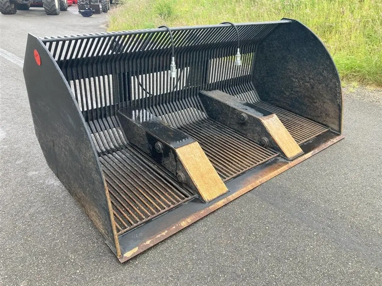 Billede 3 - KS Højtipskovl for kartofler Demoskovl 11-2023 buede gavle KS edition