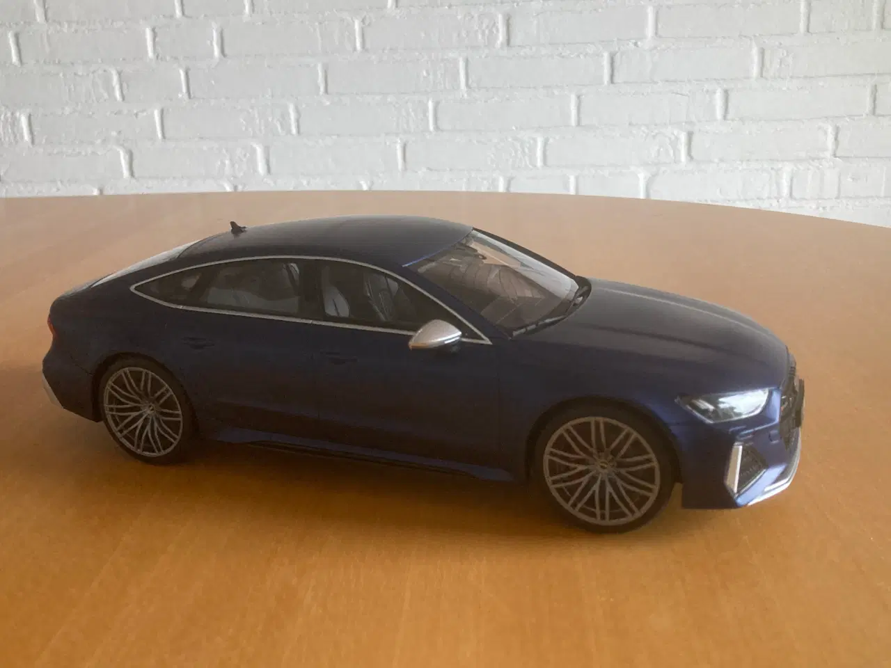 Billede 6 - Audi RS7 1:18