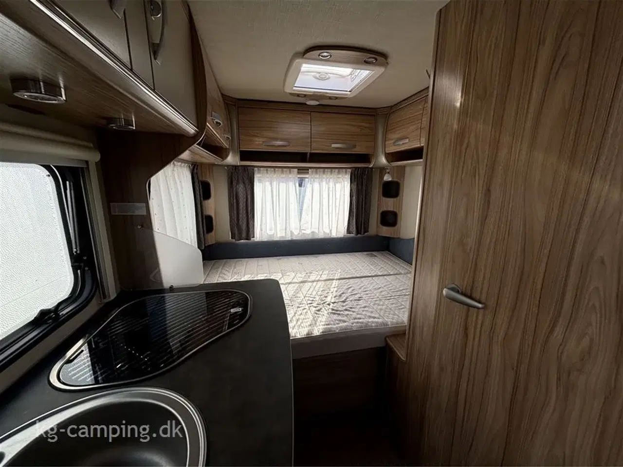 Billede 6 - 2021 - Hymer Eriba Nova Light 425   Velholdt Campingvogn til Salg