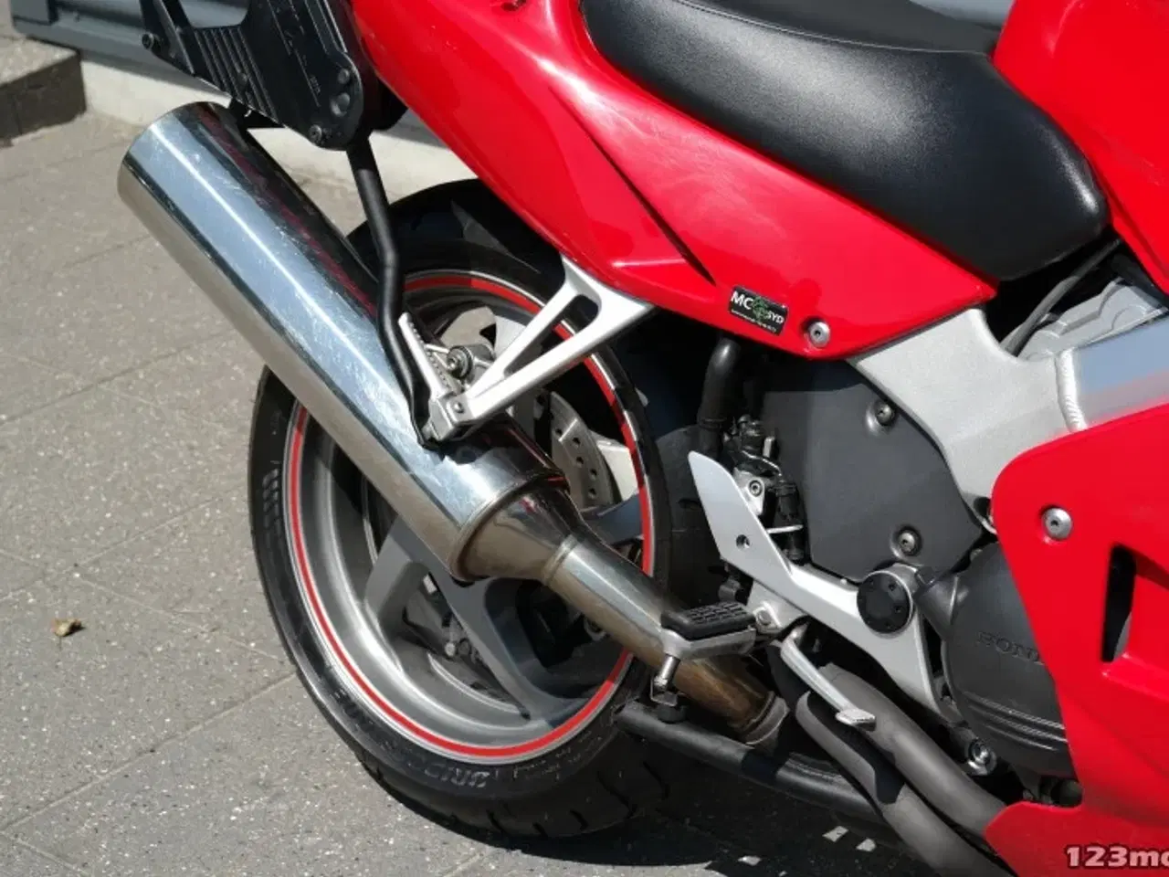 Billede 9 - Honda VFR 800 F MC-SYD       BYTTER GERNE