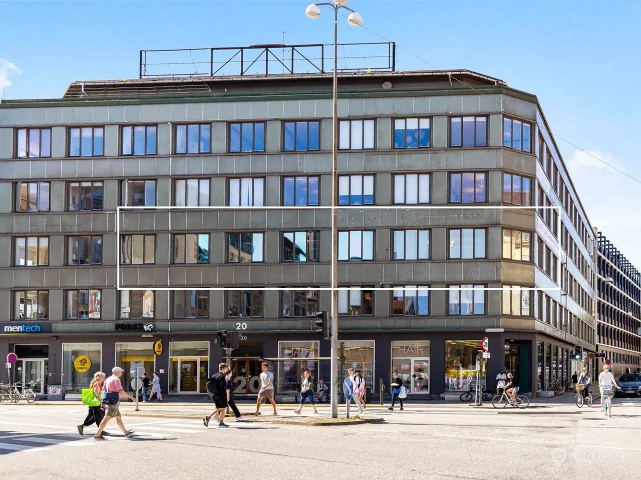 Billede 1 - Lyse kliniklokaler med central placering