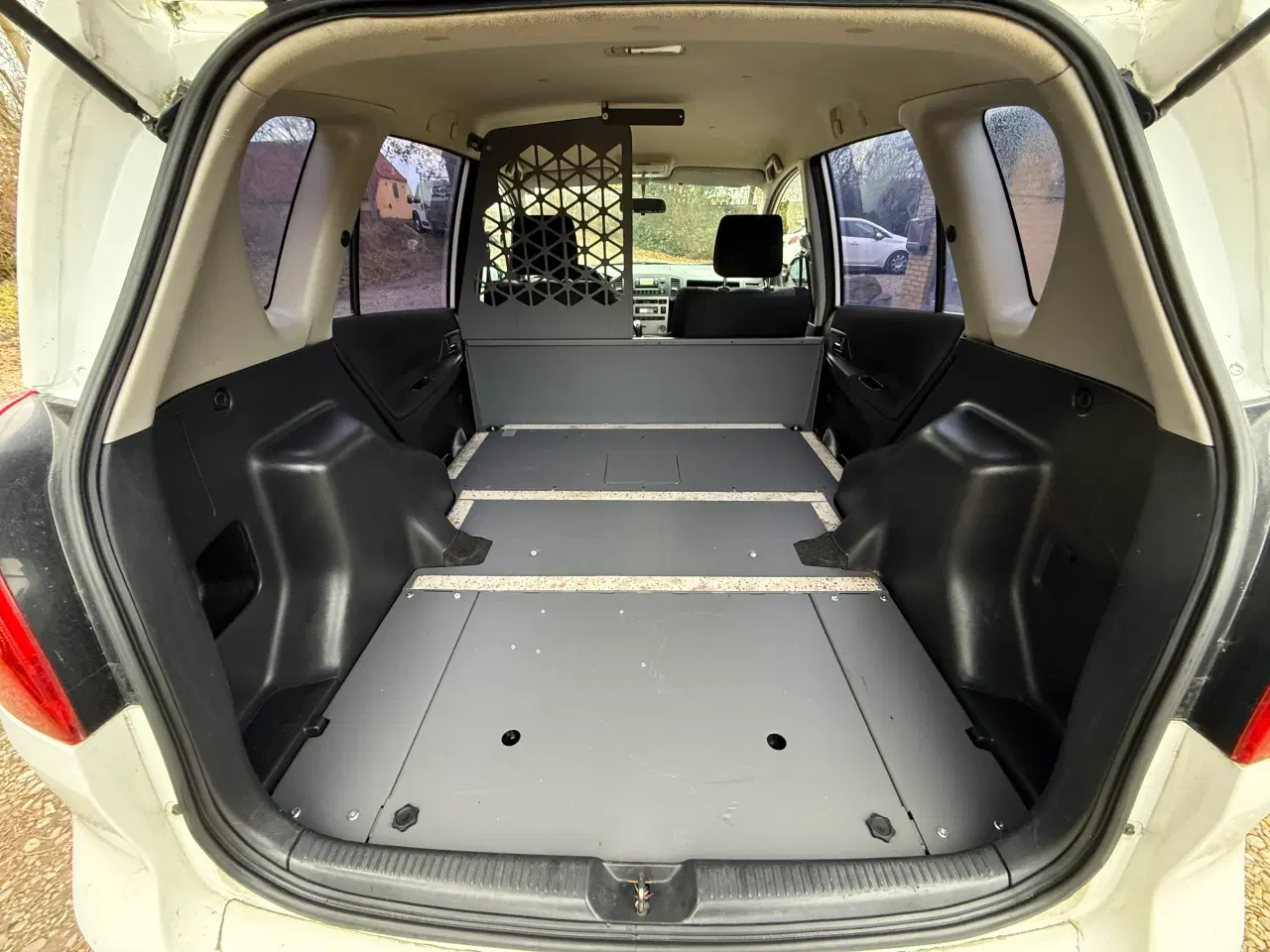 Billede 8 - Totota corolla verso med lav km