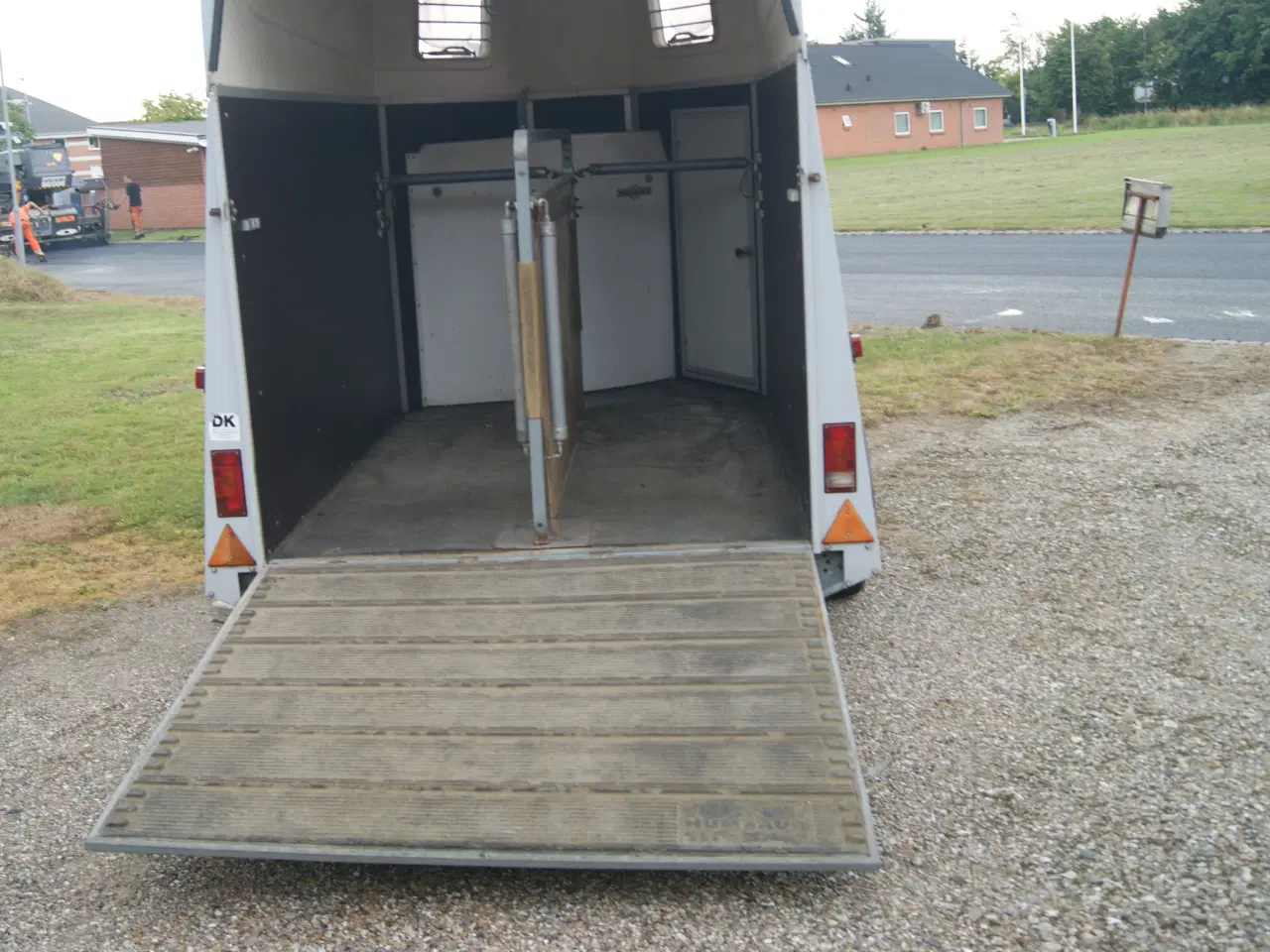 Billede 4 - 2000kg Stor restaureret Humbauer Heste trailer,