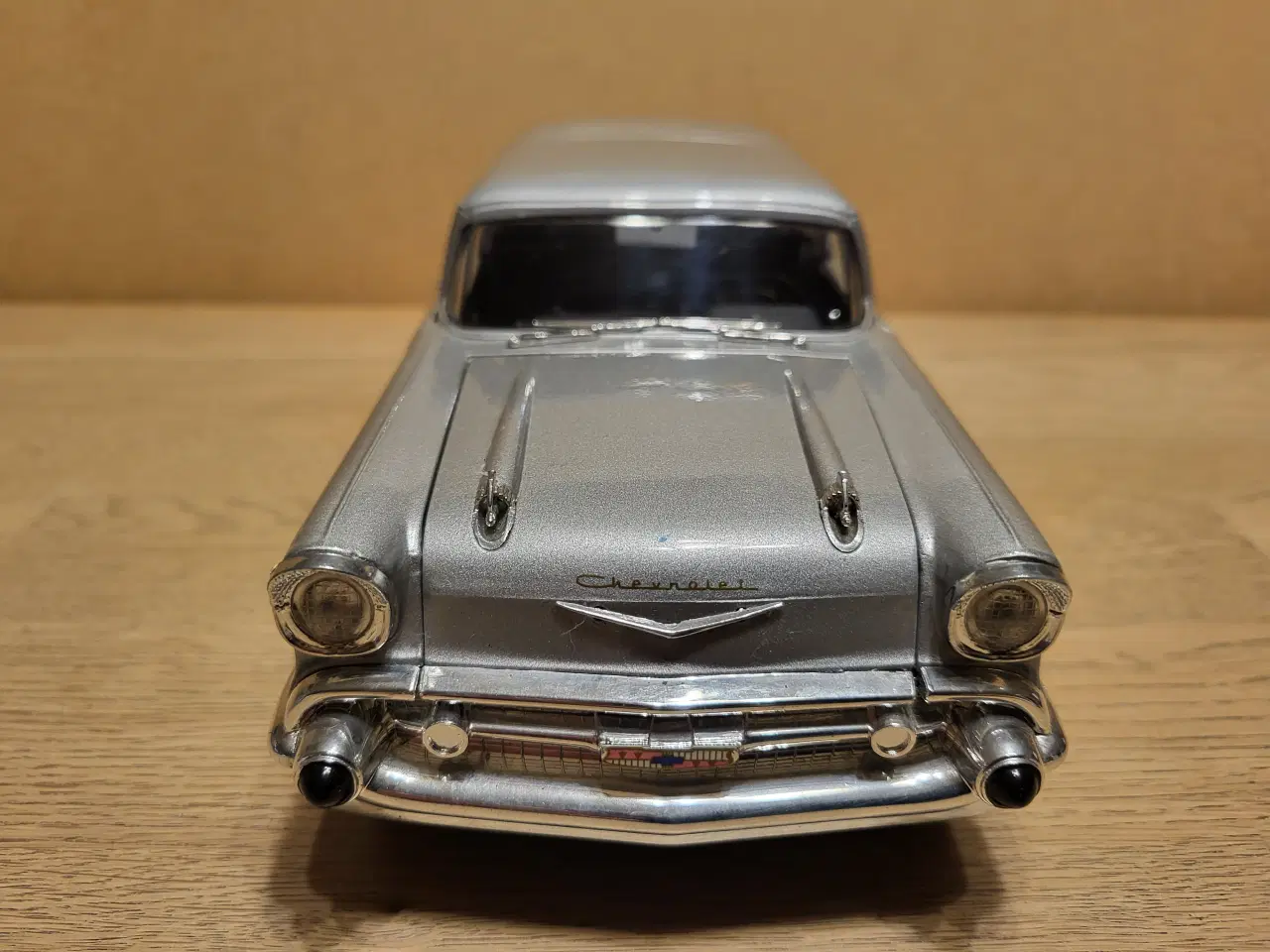 Billede 6 - Modelbil. Chevrolet Nomad (1957) Skala 1/18.