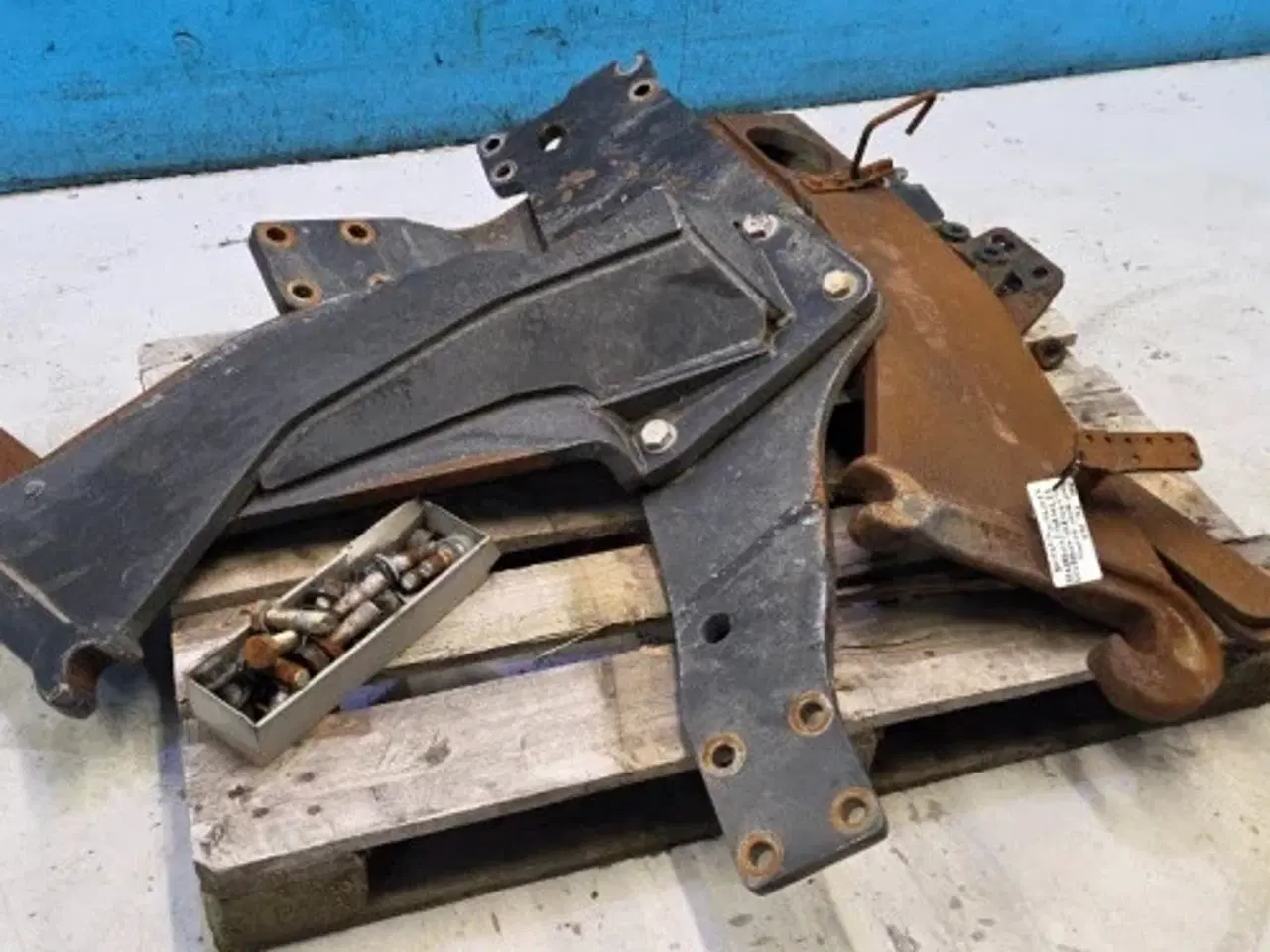 Billede 7 - New Holland T6 Frontlæsse Beslag 47714850