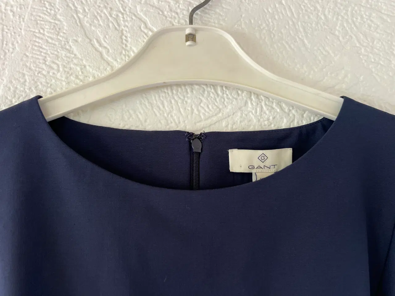 Billede 6 - NY Gant Kjole Str. 40. Marineblå