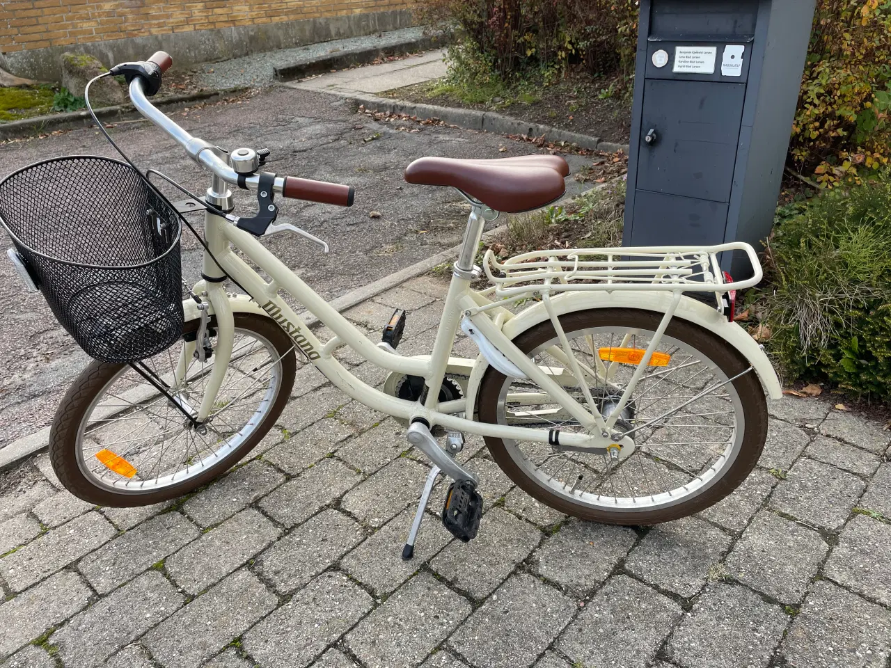 Billede 2 - Pigecykel Mustang 20" med 3 gear