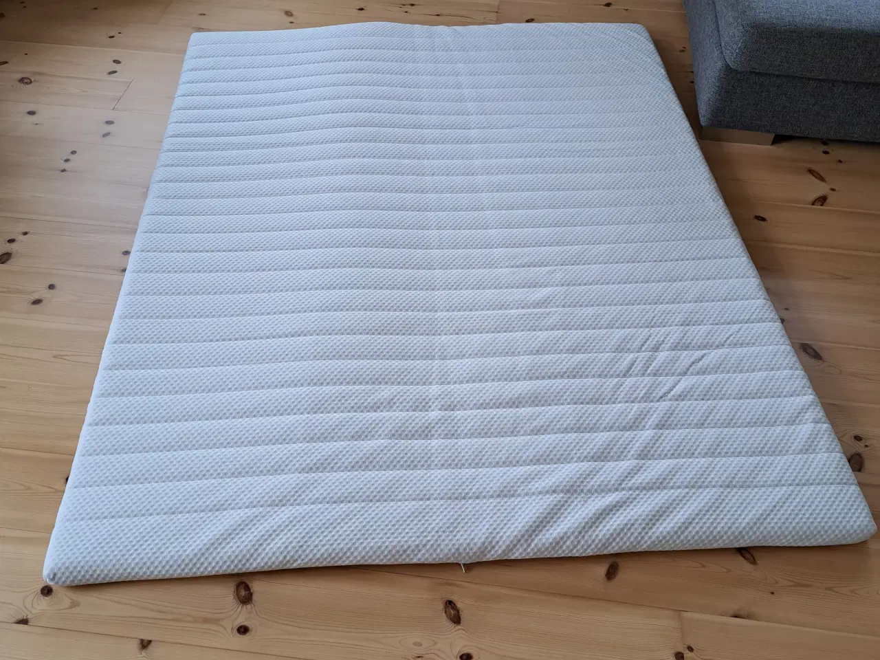 Billede 1 - Topmadras fra ikea